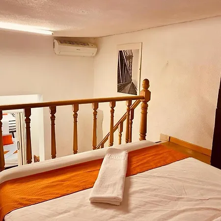 Punta Me Aparments In The Best Location Of Madrid Downtown-2
